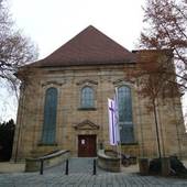 Kreuz + Quer - Haus der Kirche Erlangen Frontansicht